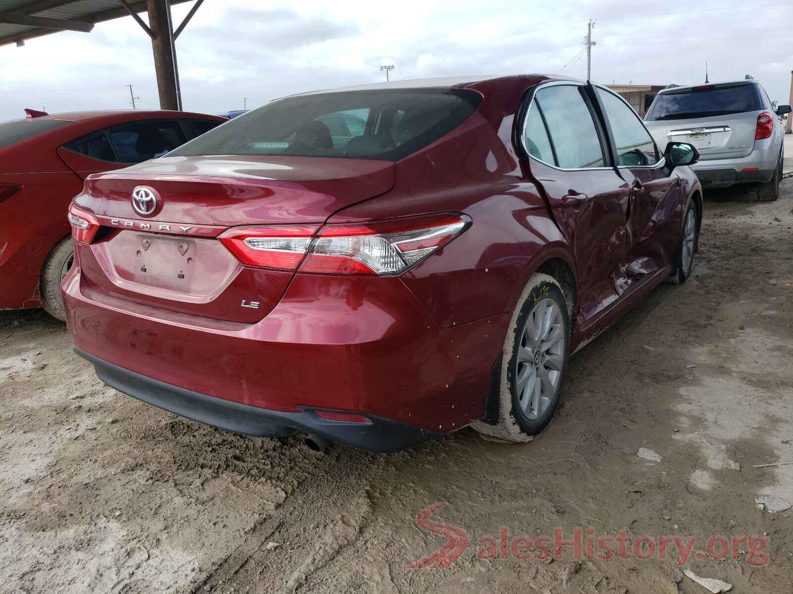 4T1B11HK9JU671609 2018 TOYOTA CAMRY