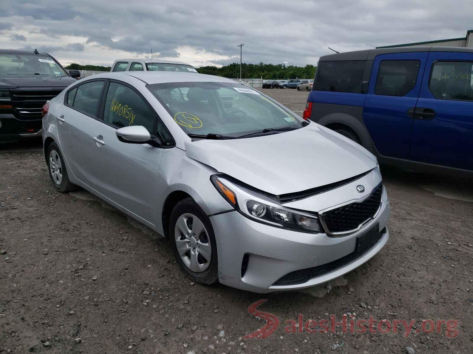 3KPFK4A70HE152791 2017 KIA FORTE