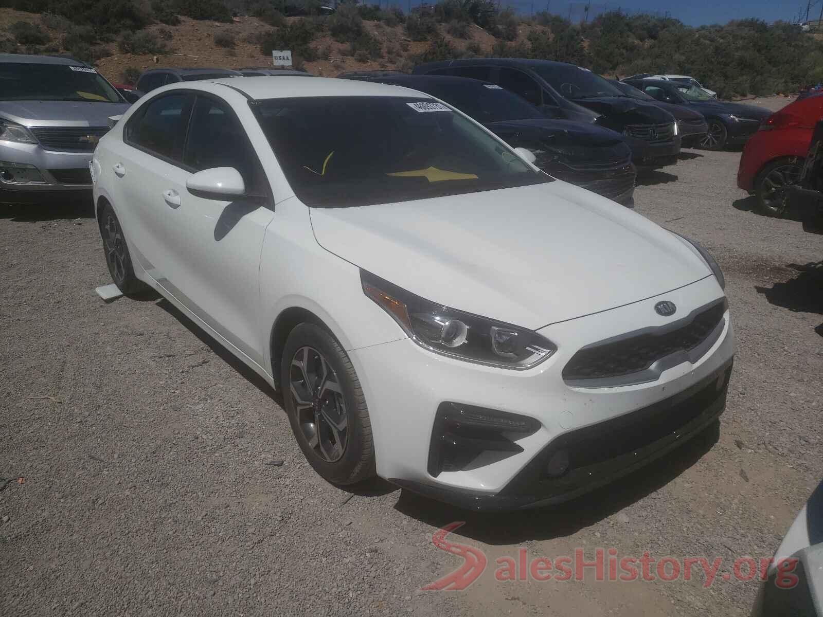 3KPF24AD8ME308477 2021 KIA FORTE