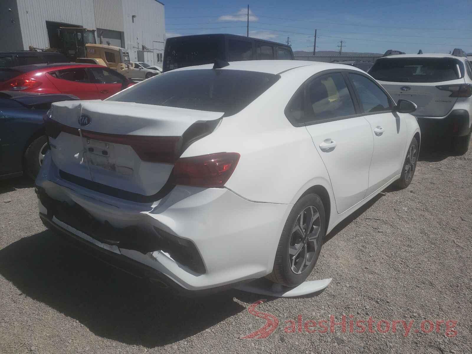 3KPF24AD8ME308477 2021 KIA FORTE