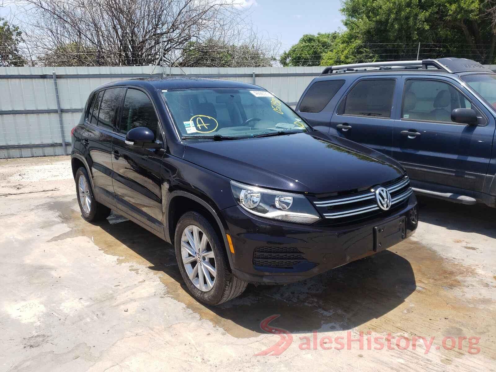 WVGAV7AXXHK051950 2017 VOLKSWAGEN TIGUAN