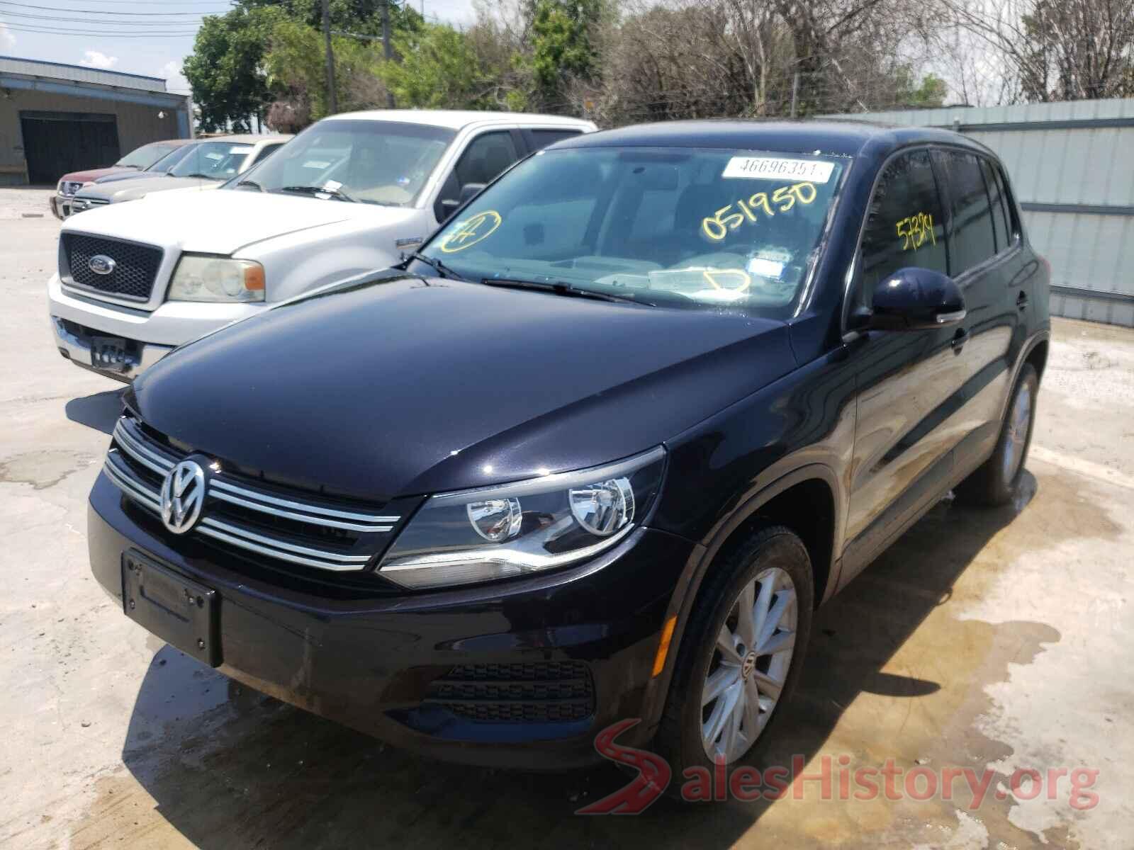 WVGAV7AXXHK051950 2017 VOLKSWAGEN TIGUAN