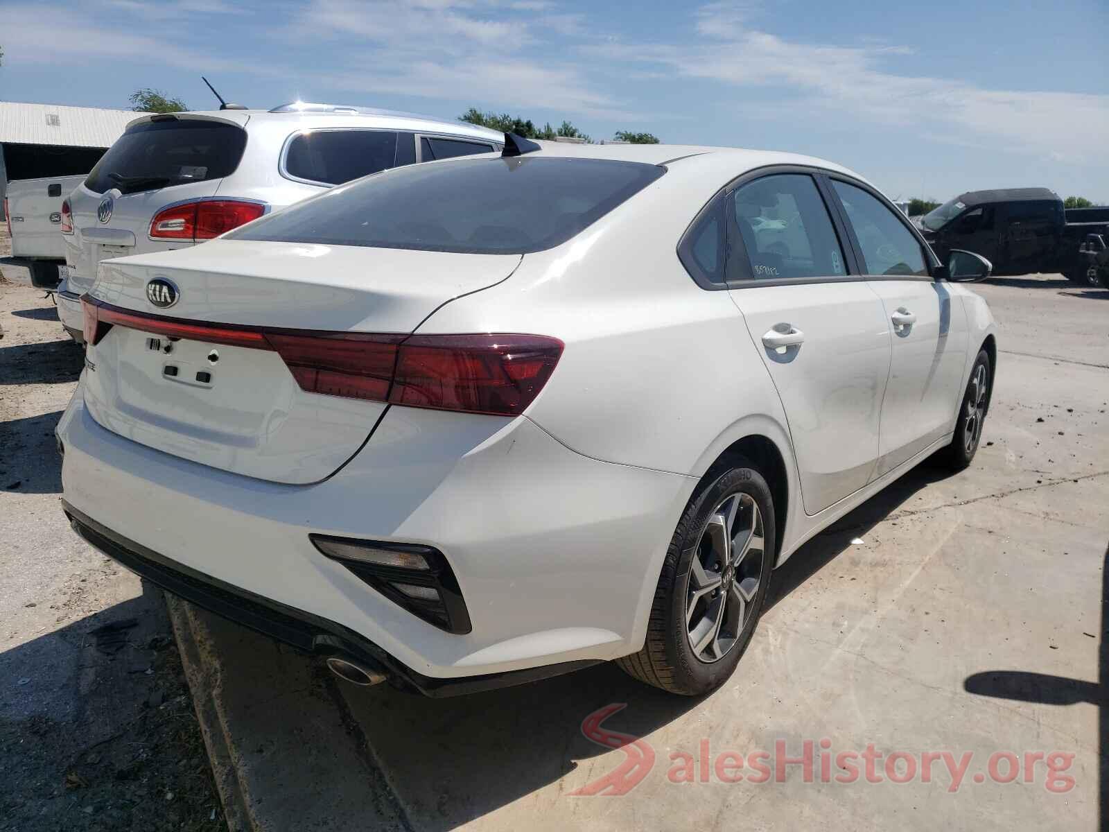 3KPF24AD9ME338619 2021 KIA FORTE