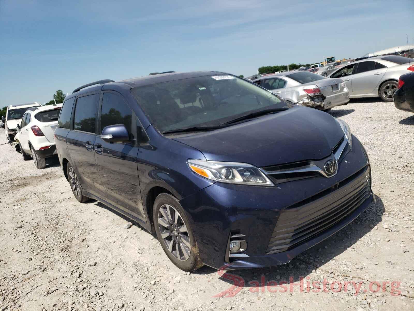 5TDYZ3DC4JS951427 2018 TOYOTA SIENNA