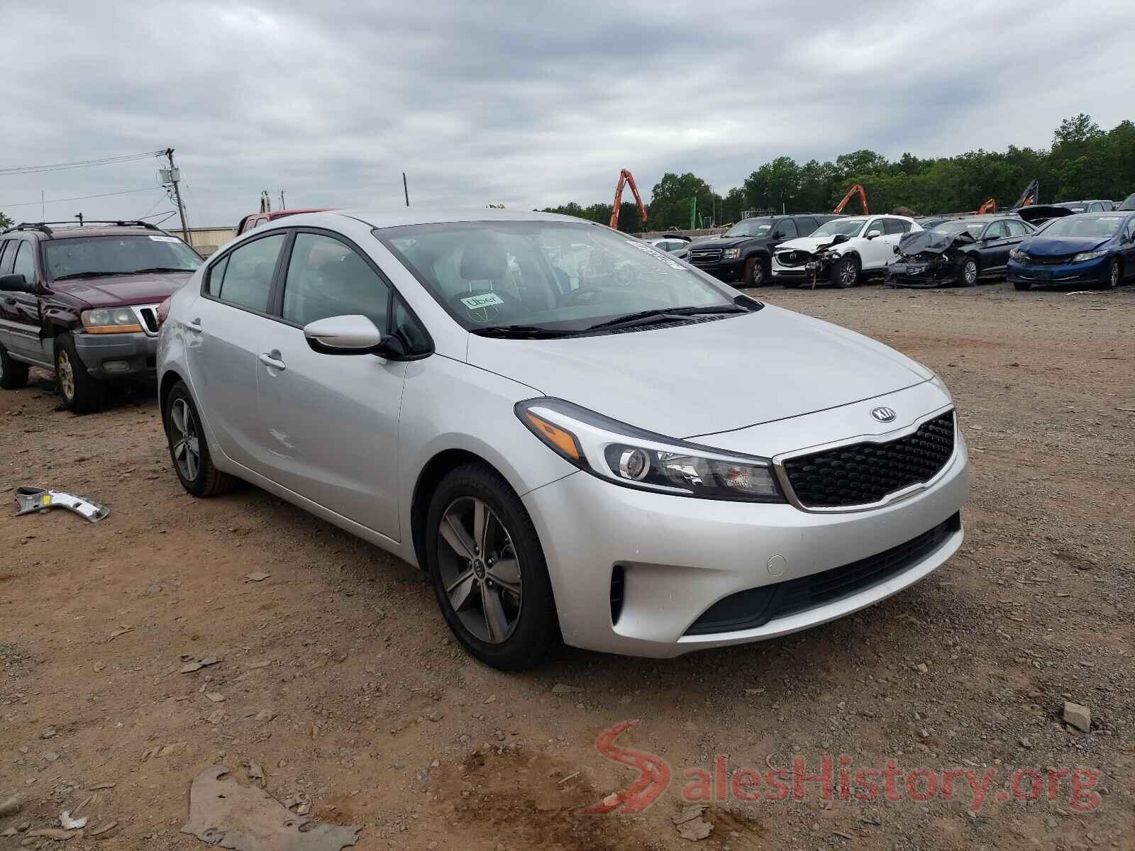 3KPFL4A7XJE248687 2018 KIA FORTE