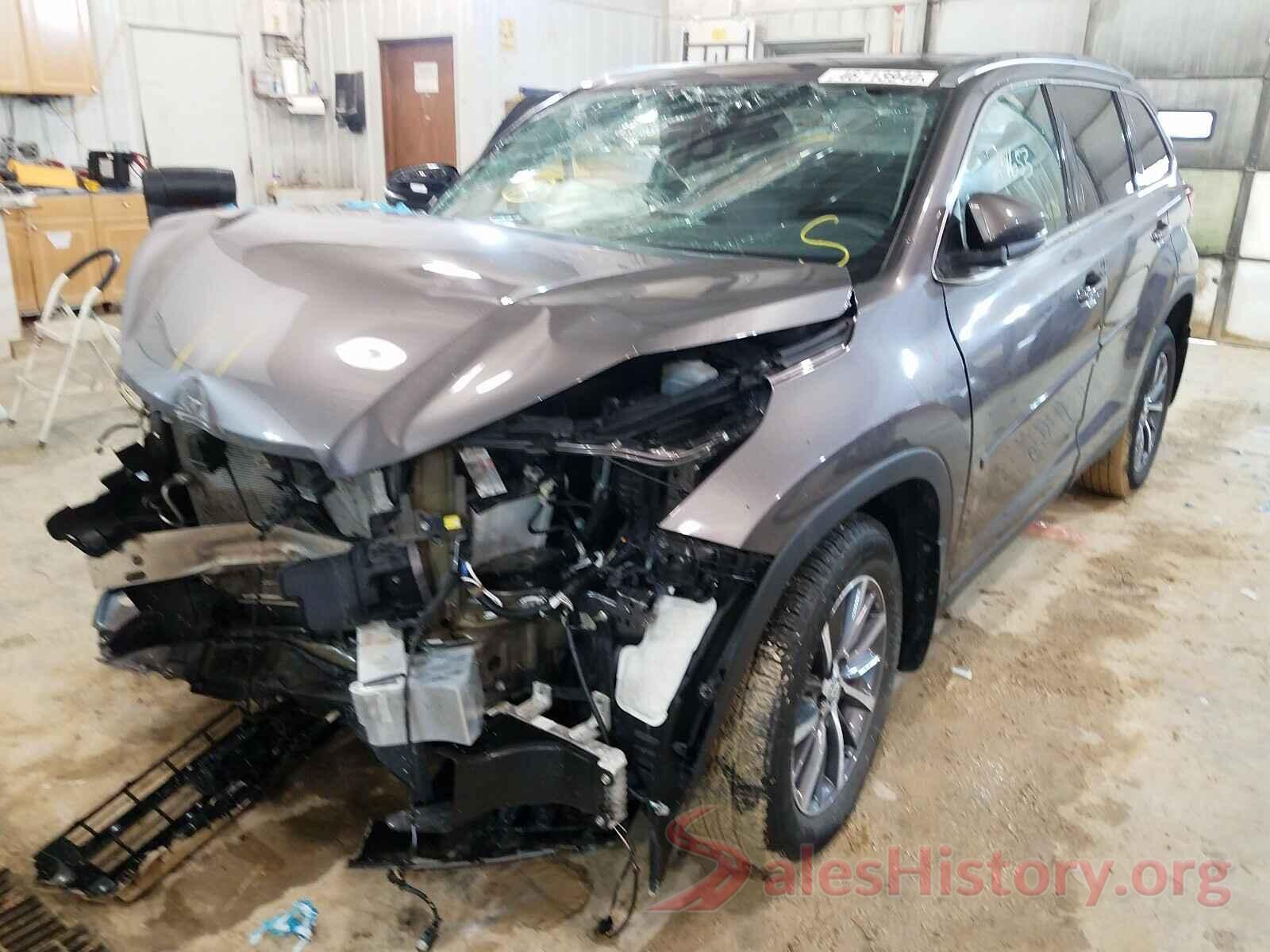 5TDJZRFH1KS574909 2019 TOYOTA HIGHLANDER