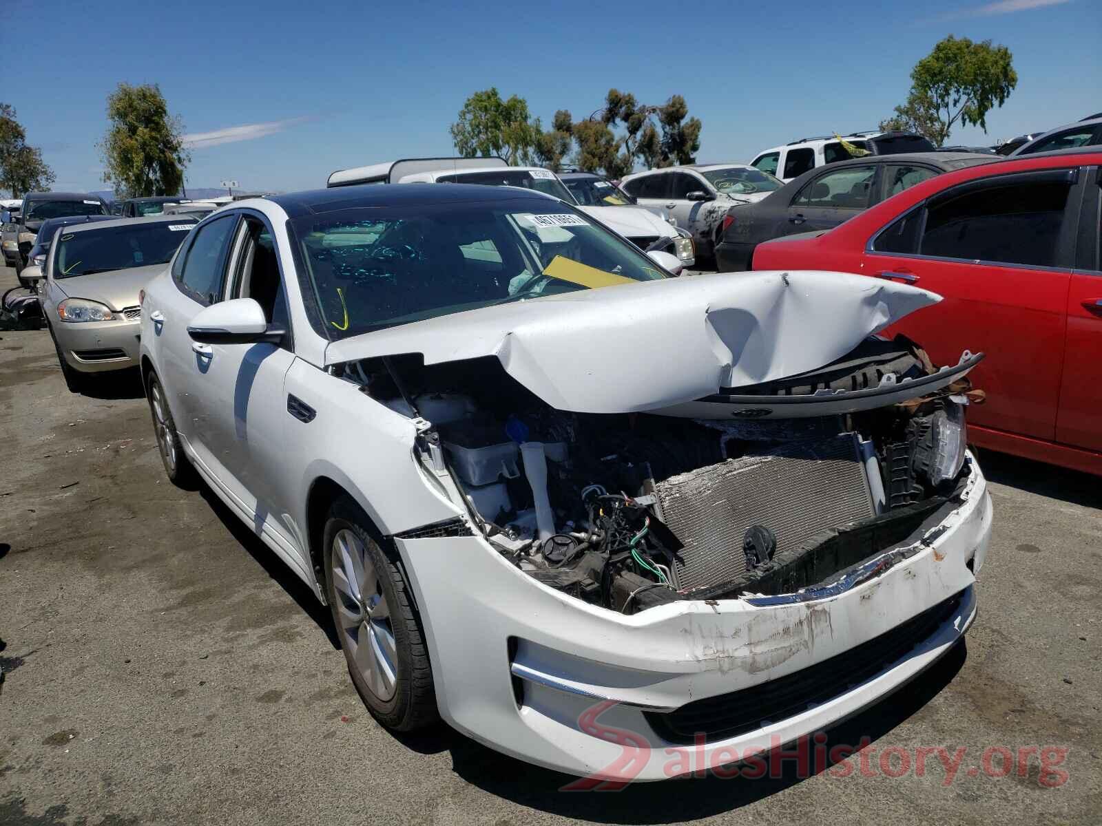 5XXGU4L37JG258094 2018 KIA OPTIMA