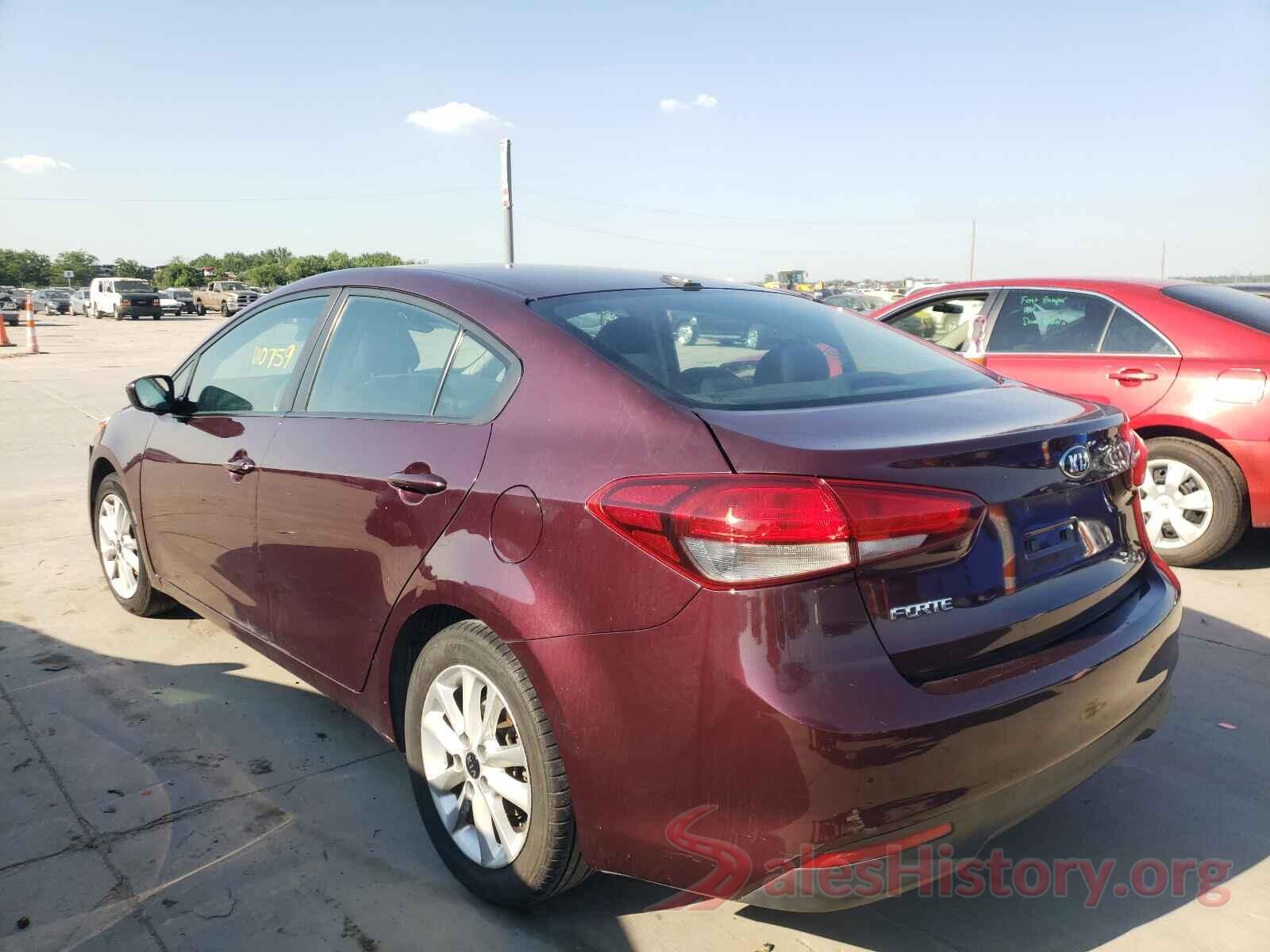 3KPFL4A70HE010048 2017 KIA FORTE