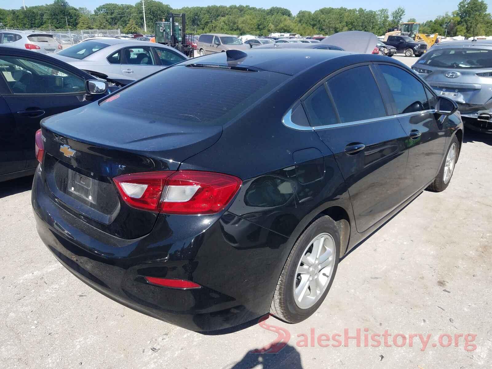 1G1BE5SM8J7241068 2018 CHEVROLET CRUZE