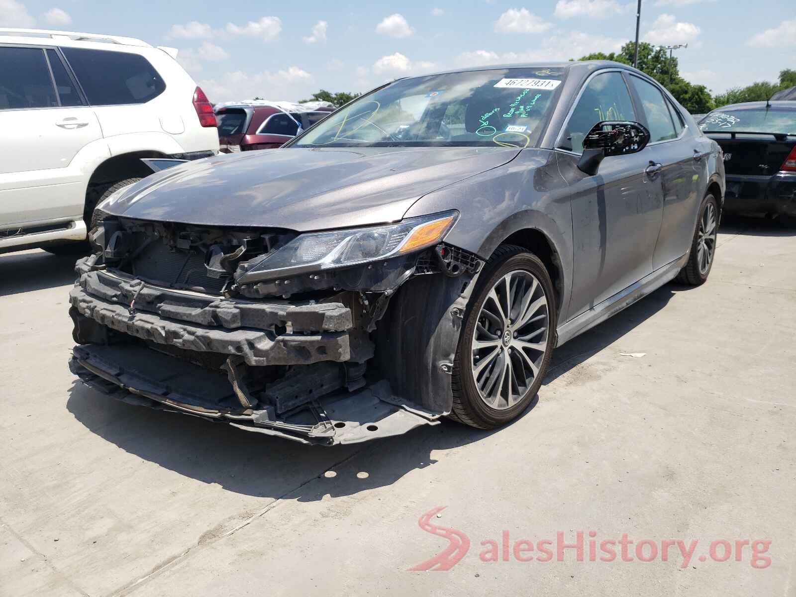 4T1B11HK4JU617232 2018 TOYOTA CAMRY