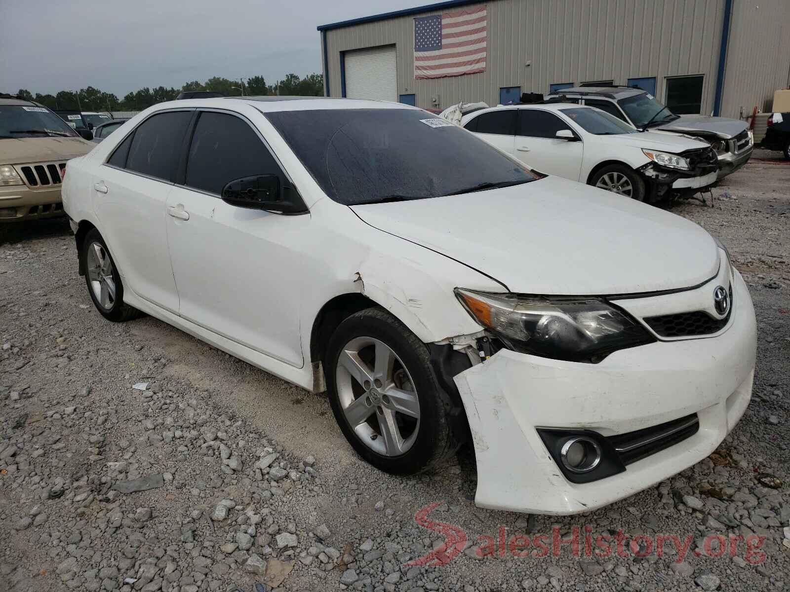 4T1BF1FK1EU453030 2014 TOYOTA CAMRY