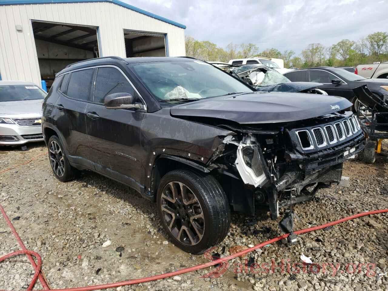 3C4NJDCB8JT115893 2018 JEEP COMPASS