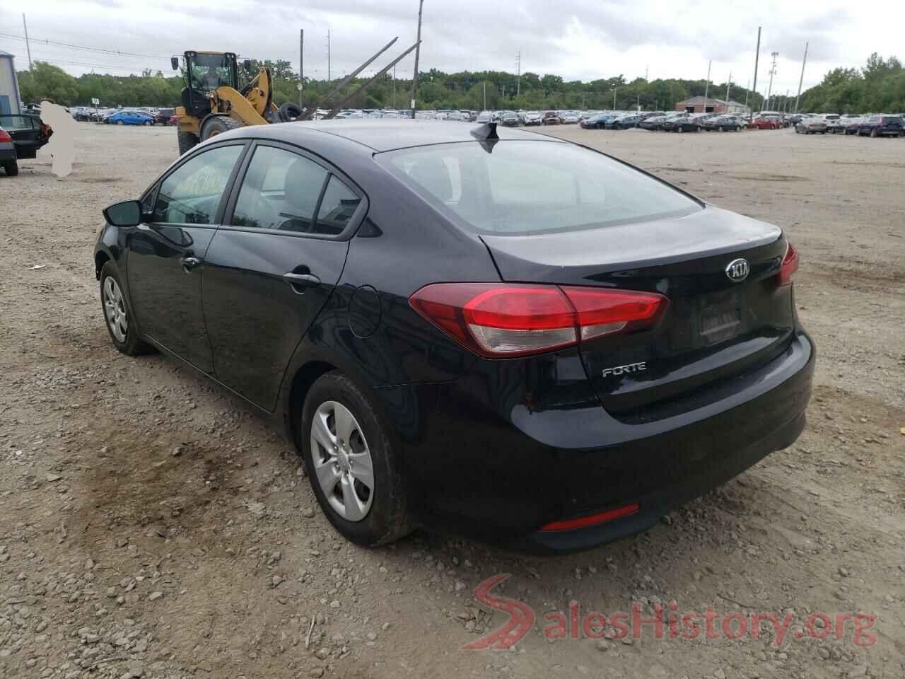 3KPFK4A76HE018268 2017 KIA FORTE