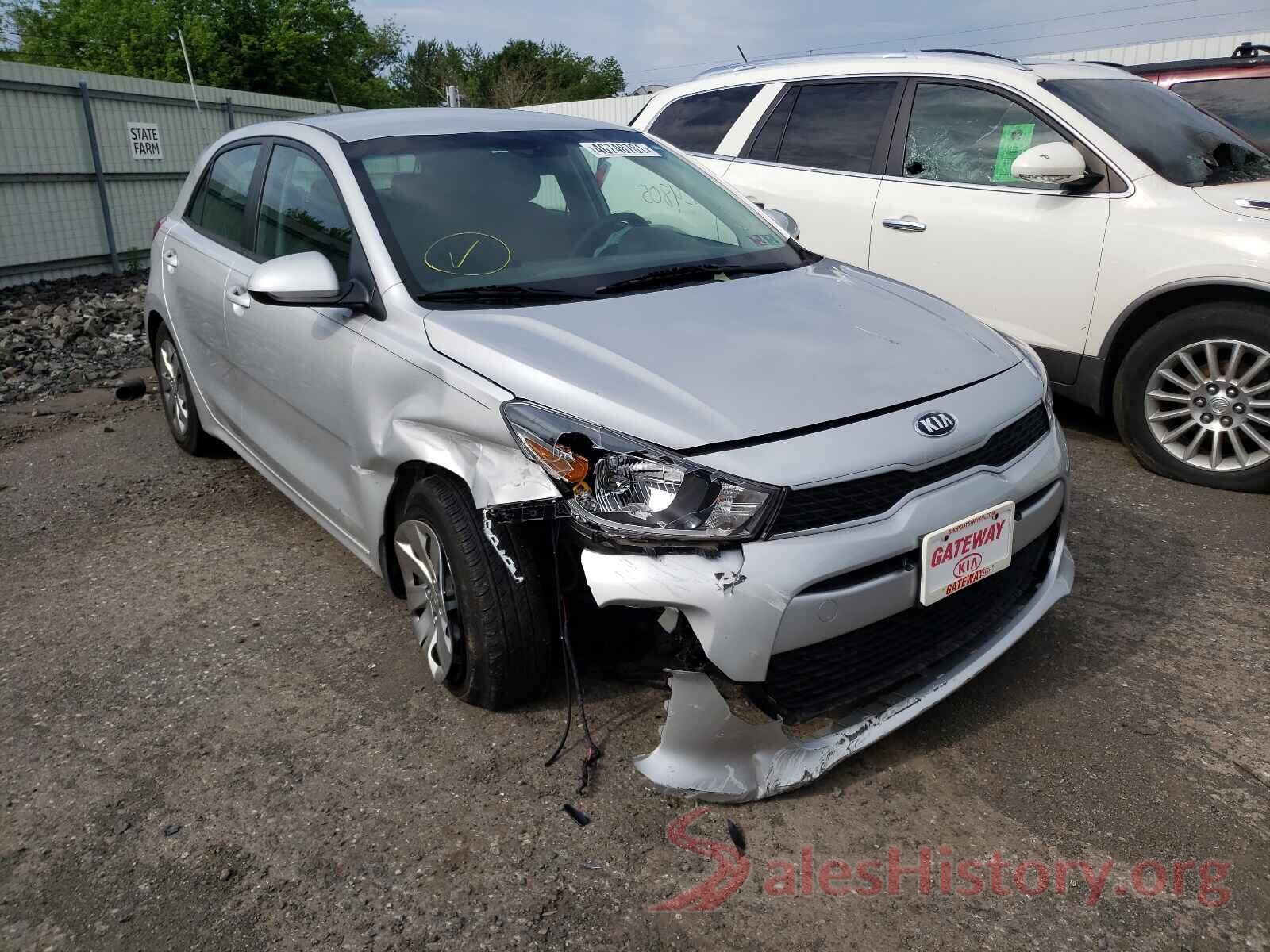 3KPA25AB1JE047011 2018 KIA RIO