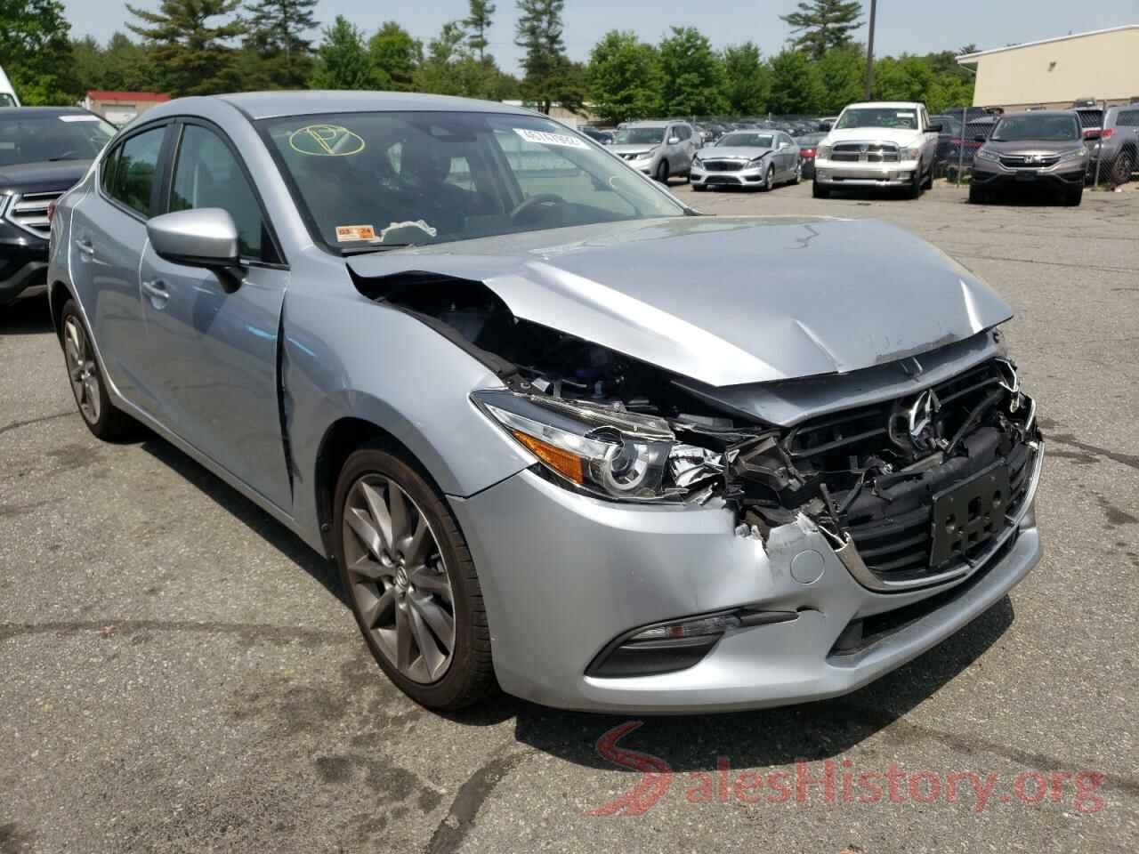 3MZBN1V3XJM252305 2018 MAZDA 3