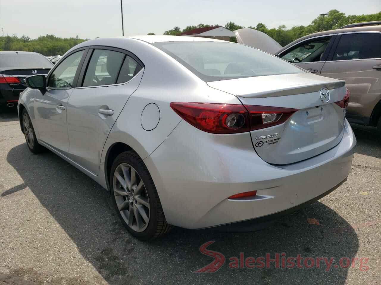 3MZBN1V3XJM252305 2018 MAZDA 3