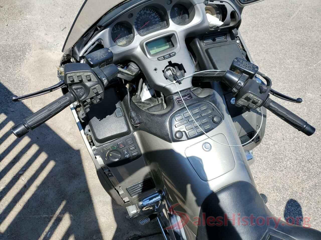 1HFSC47002A112801 2002 HONDA GL CYCLE