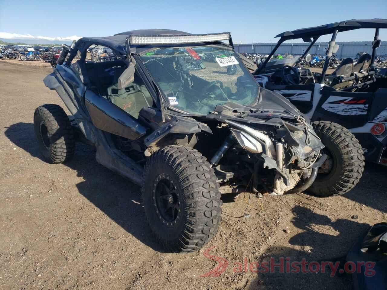 3JBVXAW2XHK003205 2017 CAN-AM SIDEBYSIDE