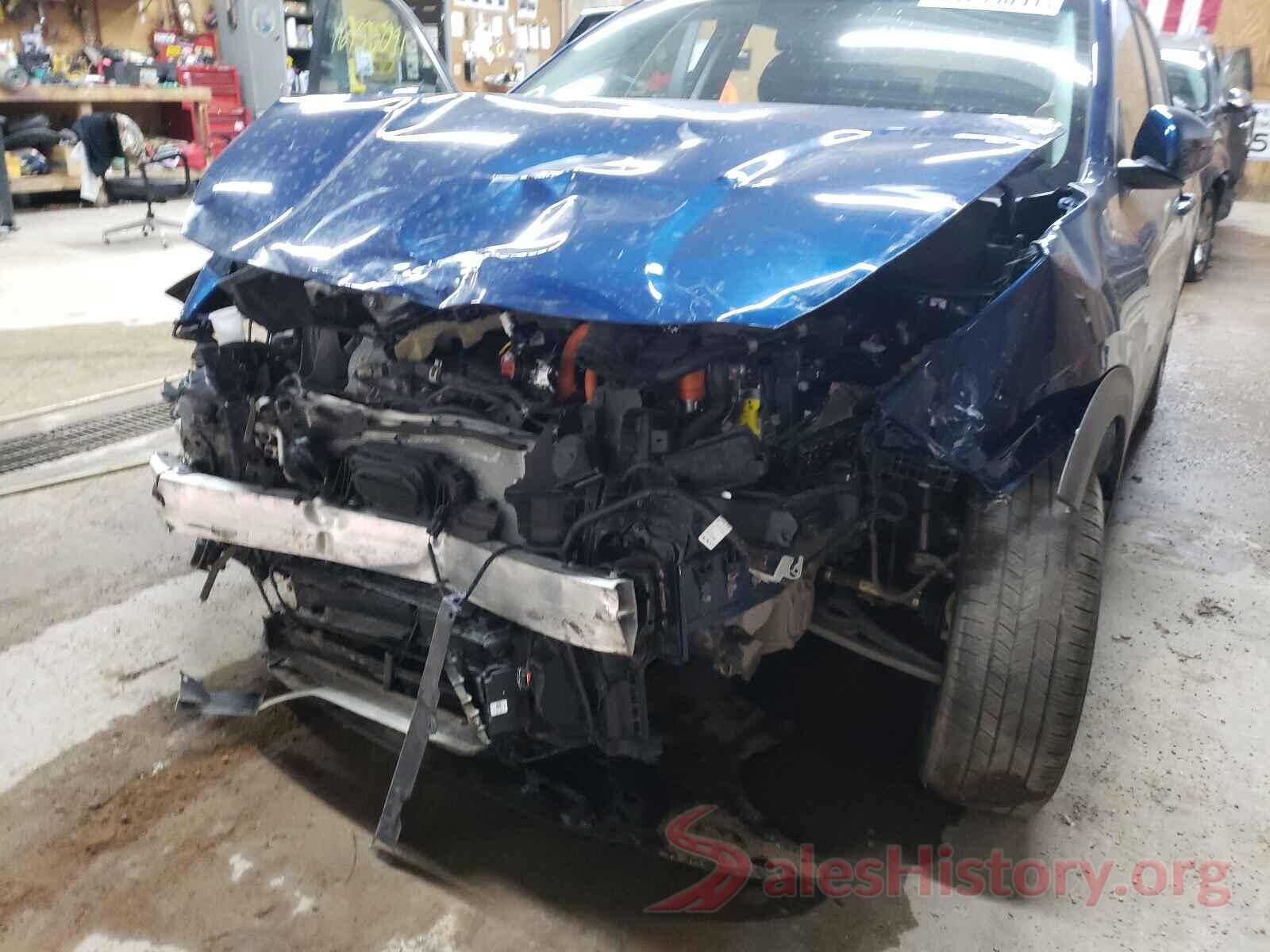 KNDCB3LC7J5124009 2018 KIA NIRO