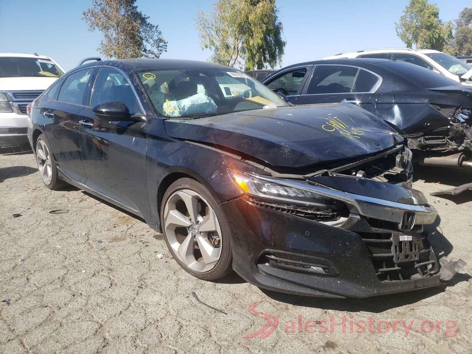 1HGCV1F93JA031704 2018 HONDA ACCORD