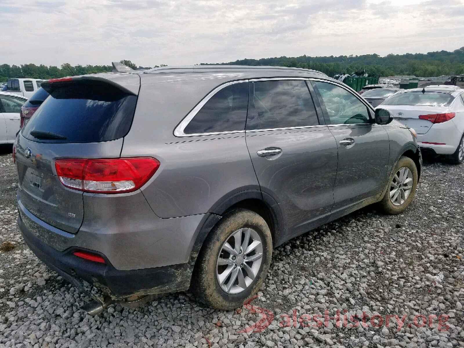 5XYPG4A33GG084121 2016 KIA SORENTO