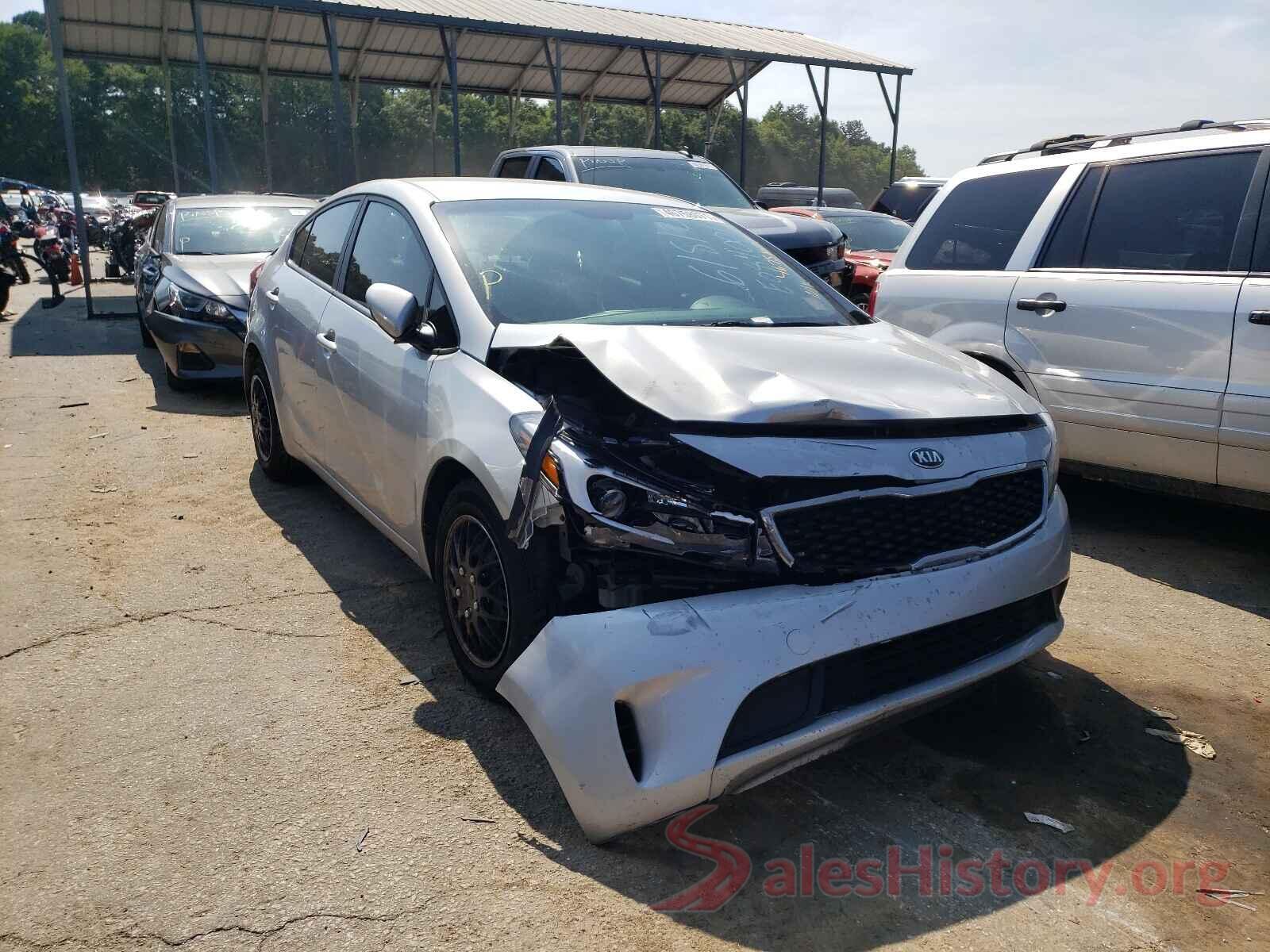 3KPFK4A7XHE084001 2017 KIA FORTE