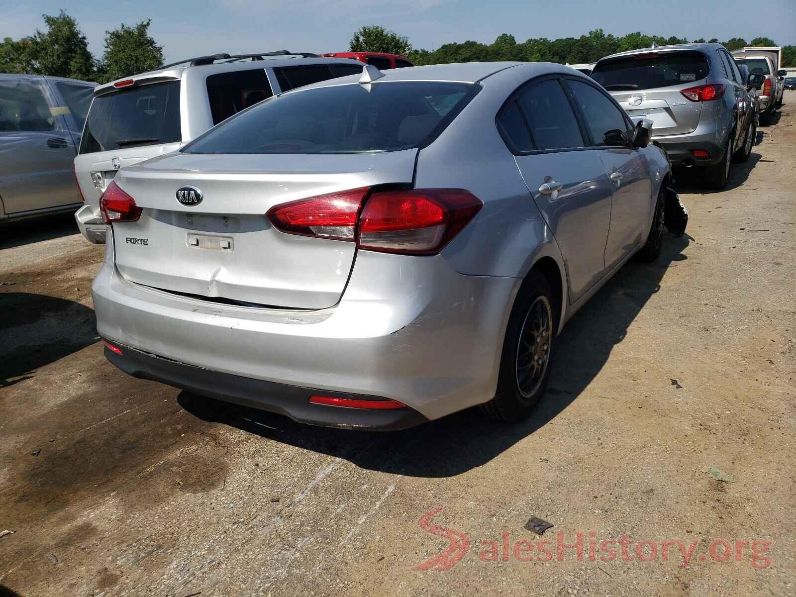 3KPFK4A7XHE084001 2017 KIA FORTE