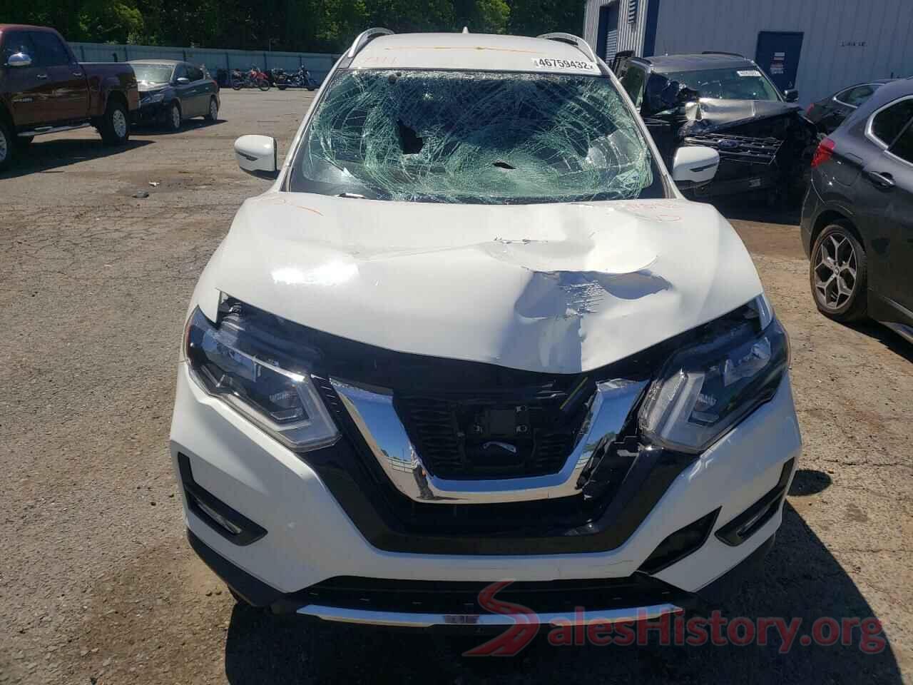 KNMAT2MT4HP598138 2017 NISSAN ROGUE