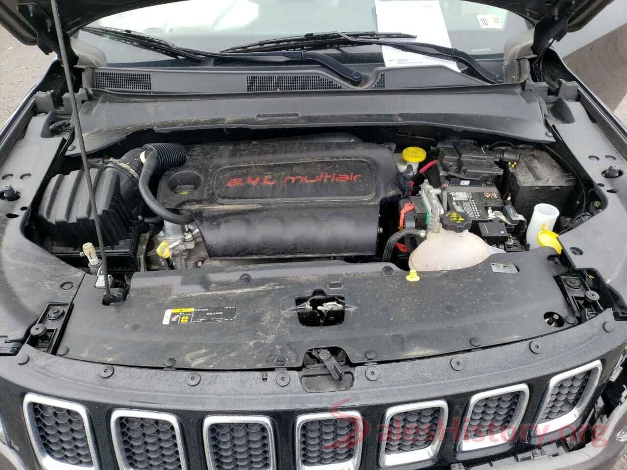 3C4NJDBB7JT254611 2018 JEEP COMPASS