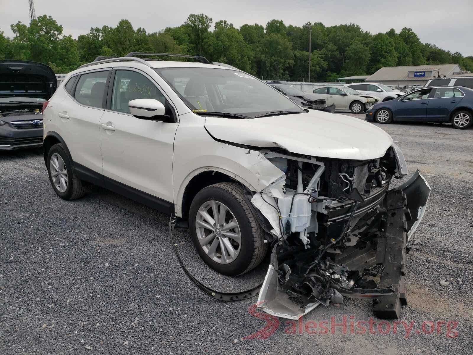 JN1BJ1CR6JW292602 2018 NISSAN ROGUE