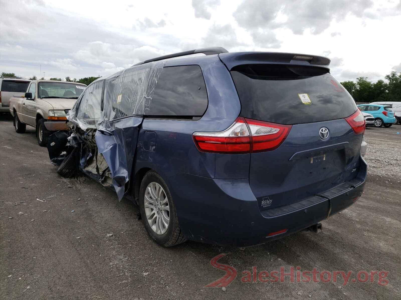 5TDYZ3DCXHS800831 2017 TOYOTA SIENNA