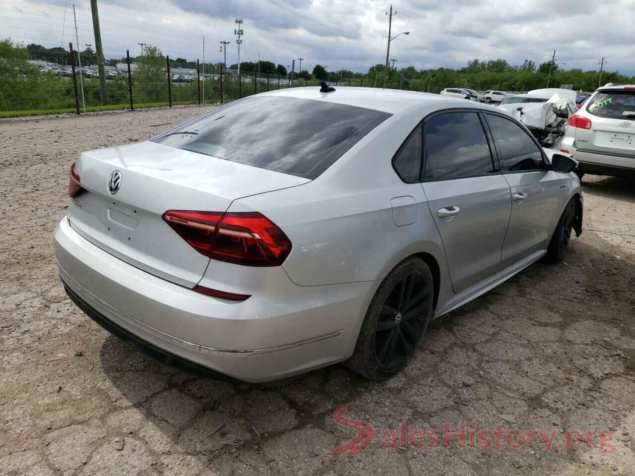 1VWAA7A33JC013552 2018 VOLKSWAGEN PASSAT