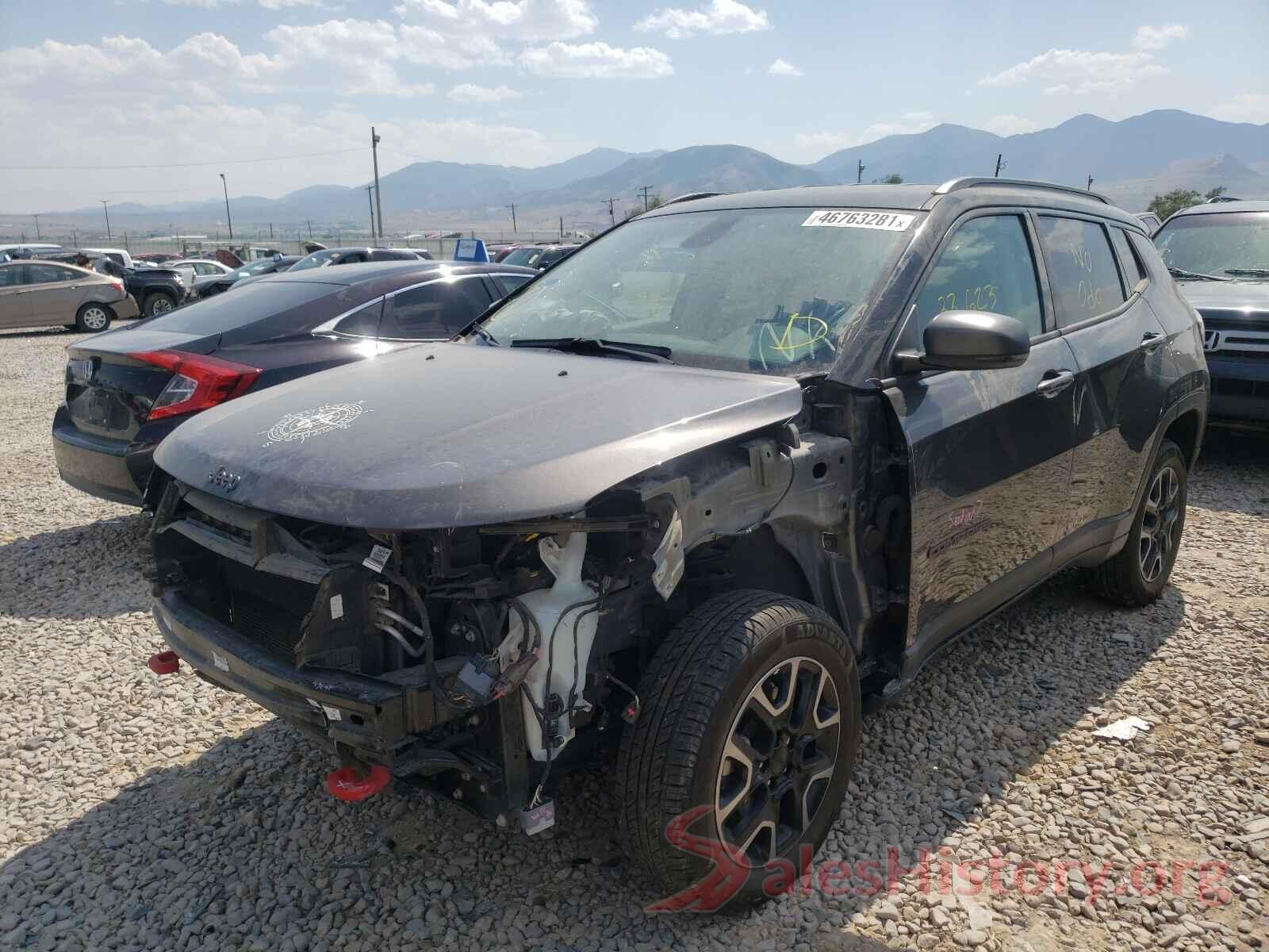 3C4NJDDB6KT627605 2019 JEEP COMPASS