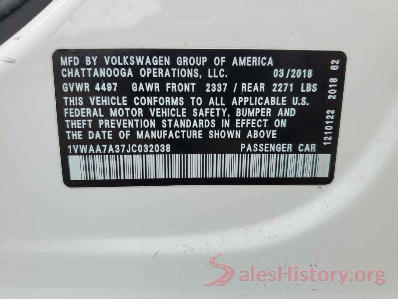 1VWAA7A37JC032038 2018 VOLKSWAGEN PASSAT