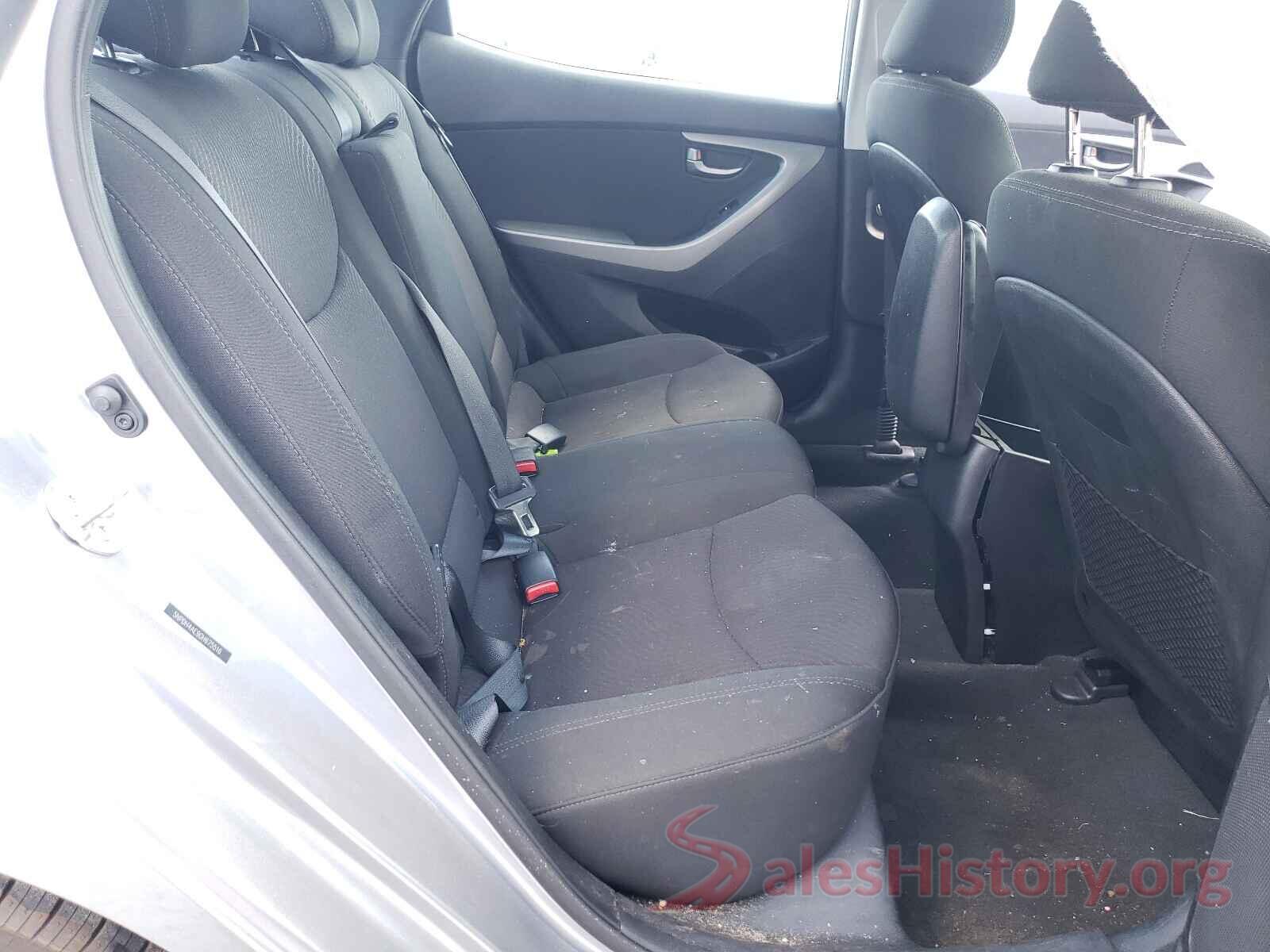 5NPDH4AE9GH675516 2016 HYUNDAI ELANTRA