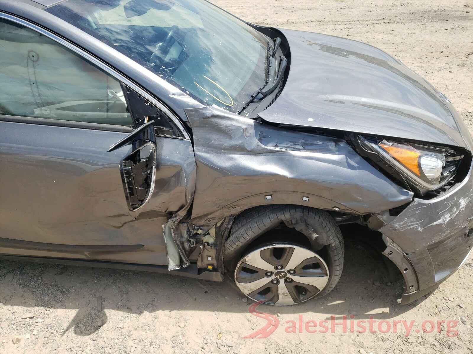 KNDCE3LC0J5123369 2018 KIA NIRO