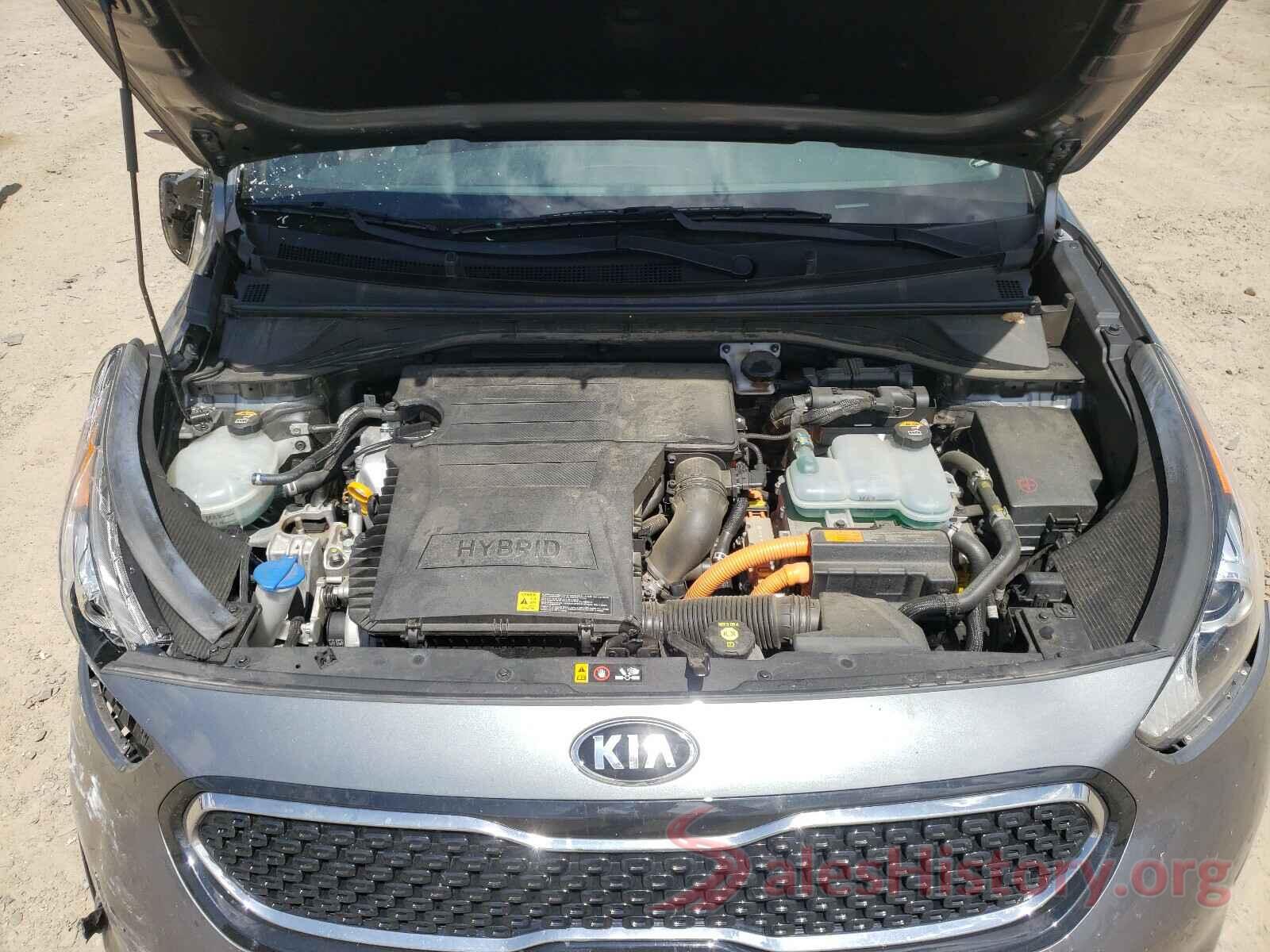 KNDCE3LC0J5123369 2018 KIA NIRO