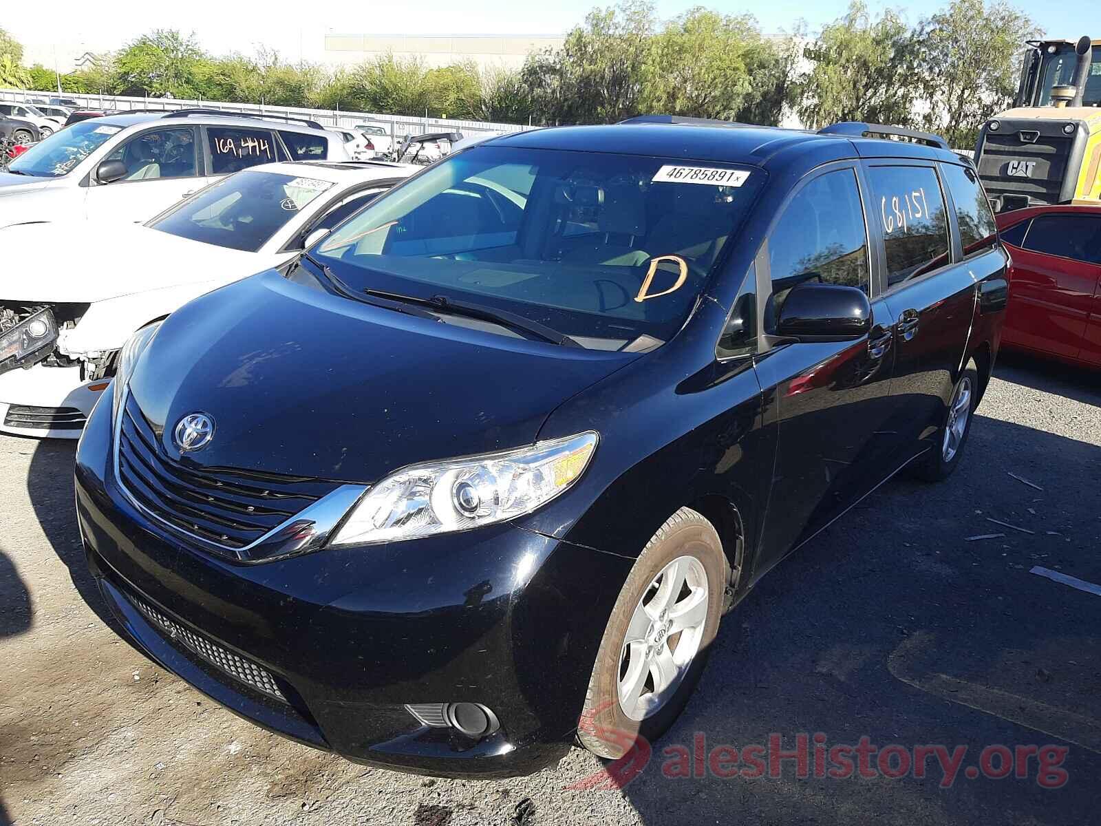 5TDKZ3DC7HS835641 2017 TOYOTA SIENNA