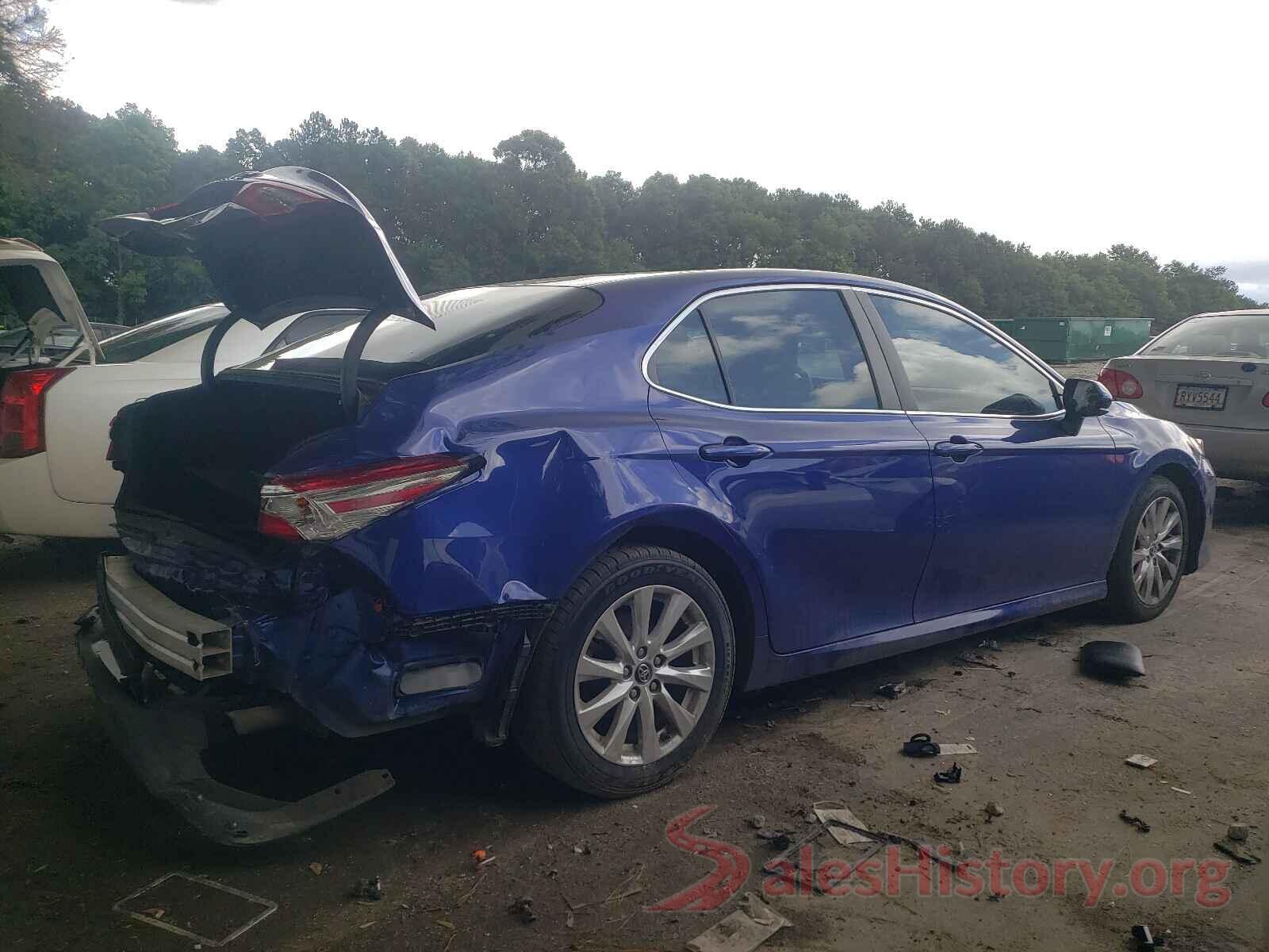 4T1B11HK1JU512163 2018 TOYOTA CAMRY