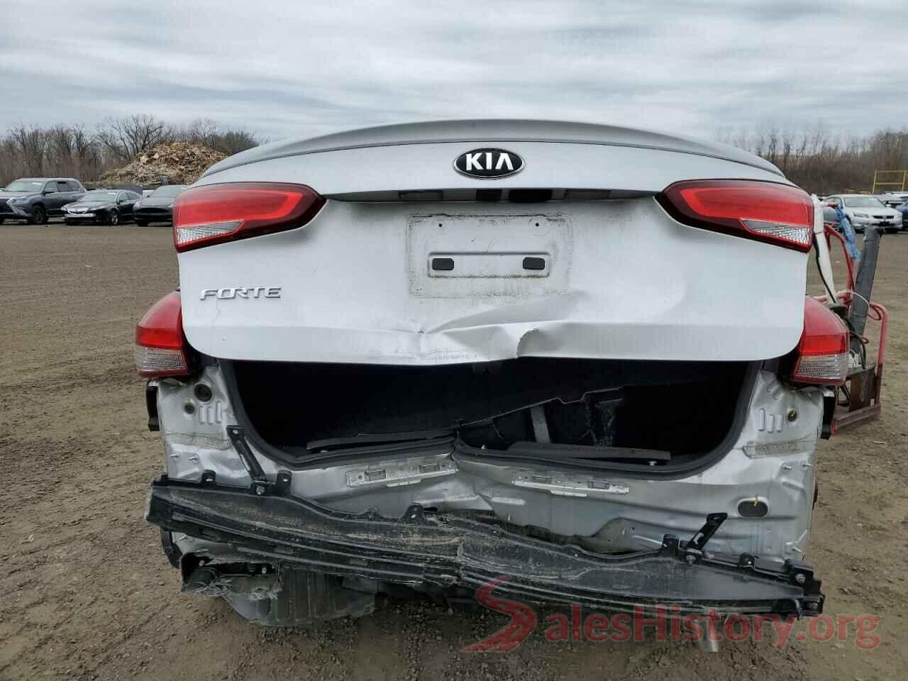 3KPFK4A74JE222847 2018 KIA FORTE