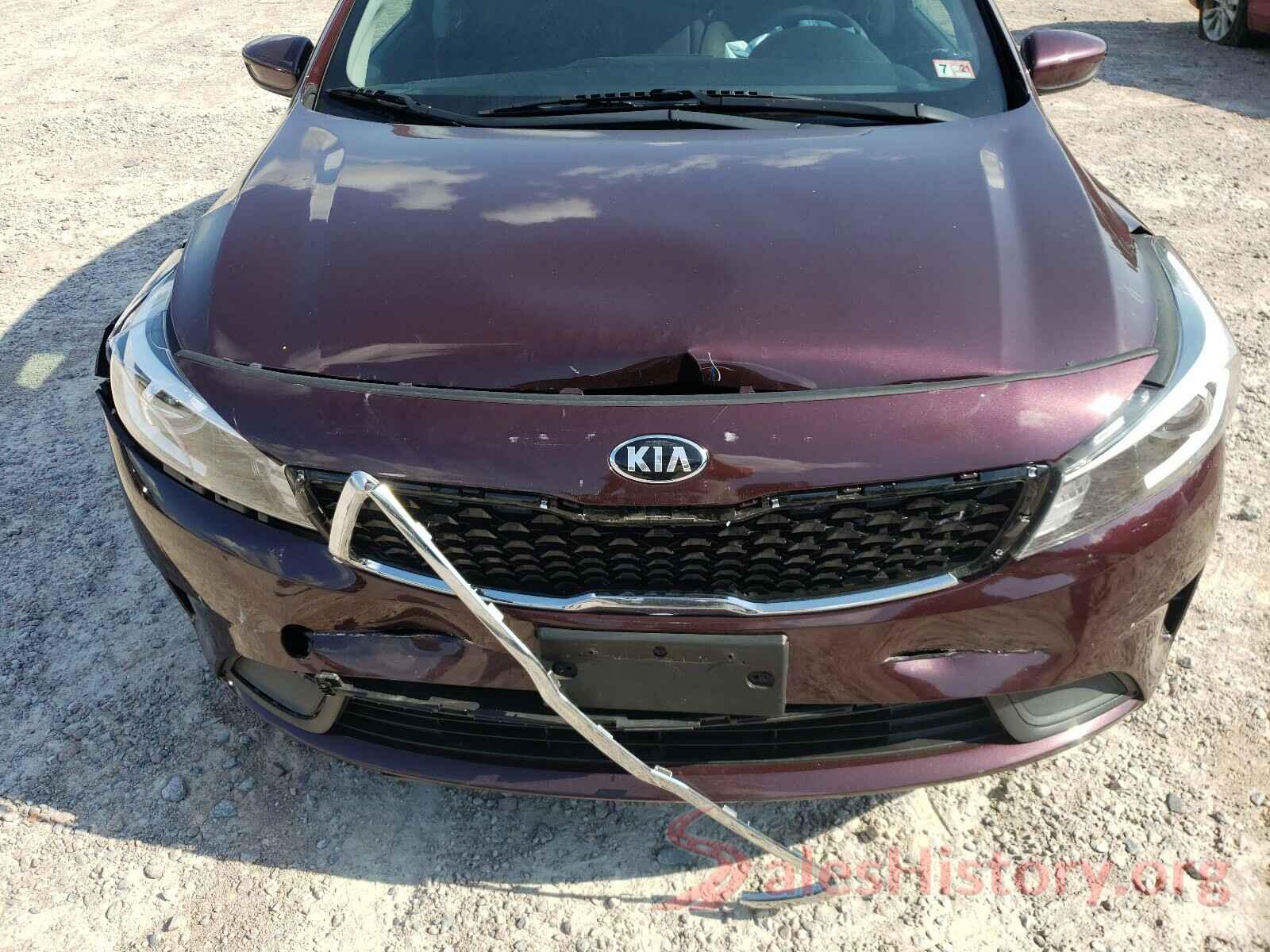 3KPFK4A74HE129952 2017 KIA FORTE