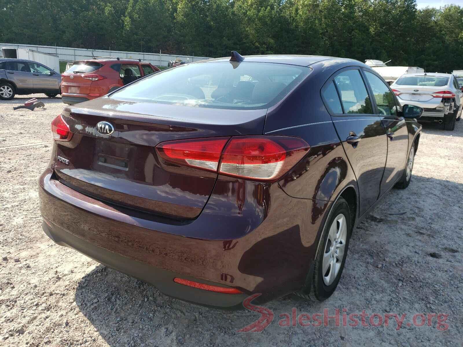 3KPFK4A74HE129952 2017 KIA FORTE