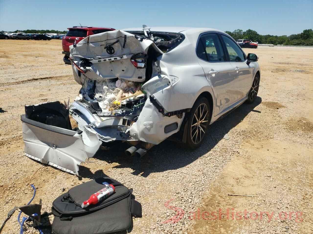 4T1G11AK4NU019180 2022 TOYOTA CAMRY