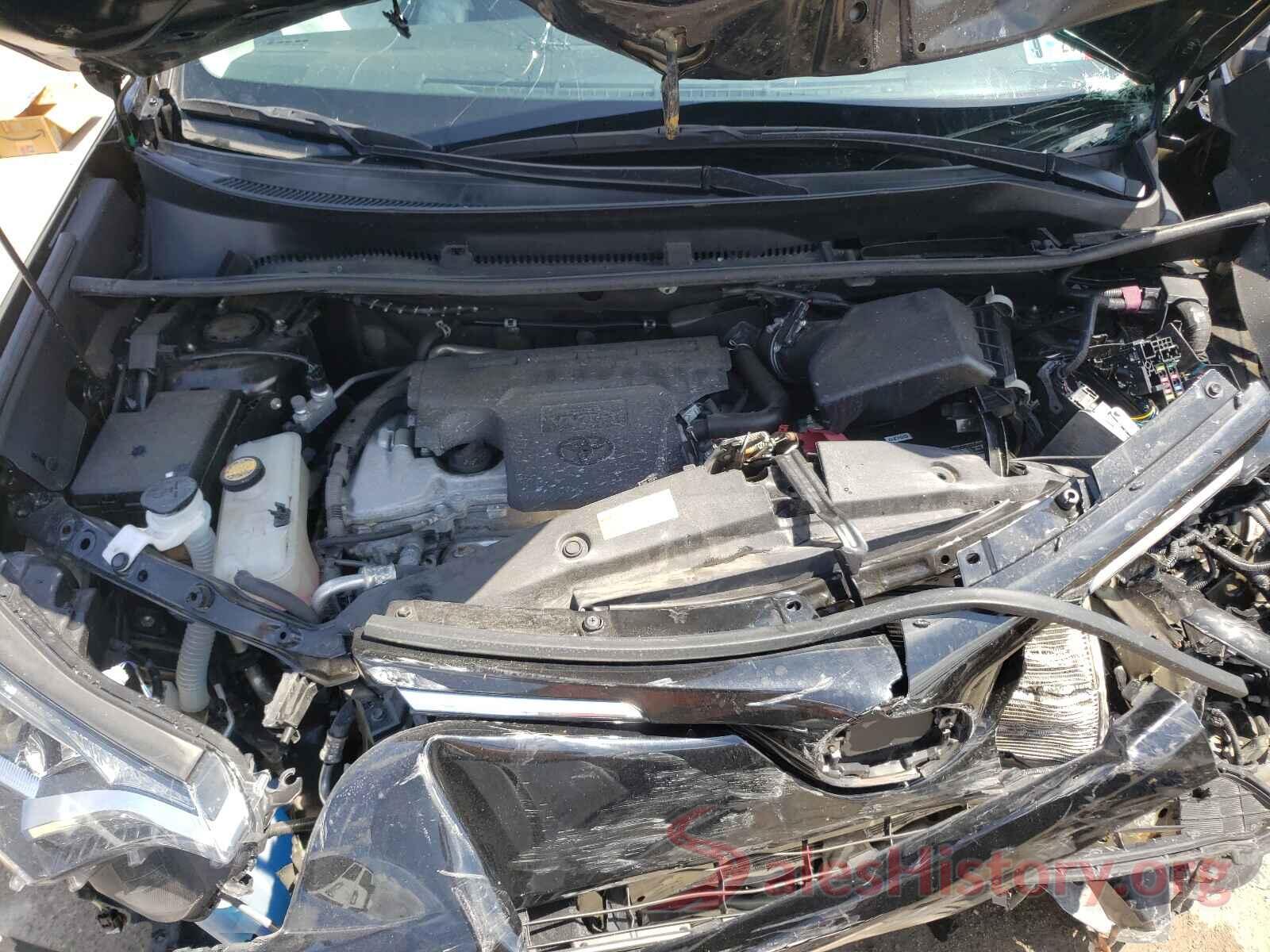 2T3RFREV8JW809466 2018 TOYOTA RAV4