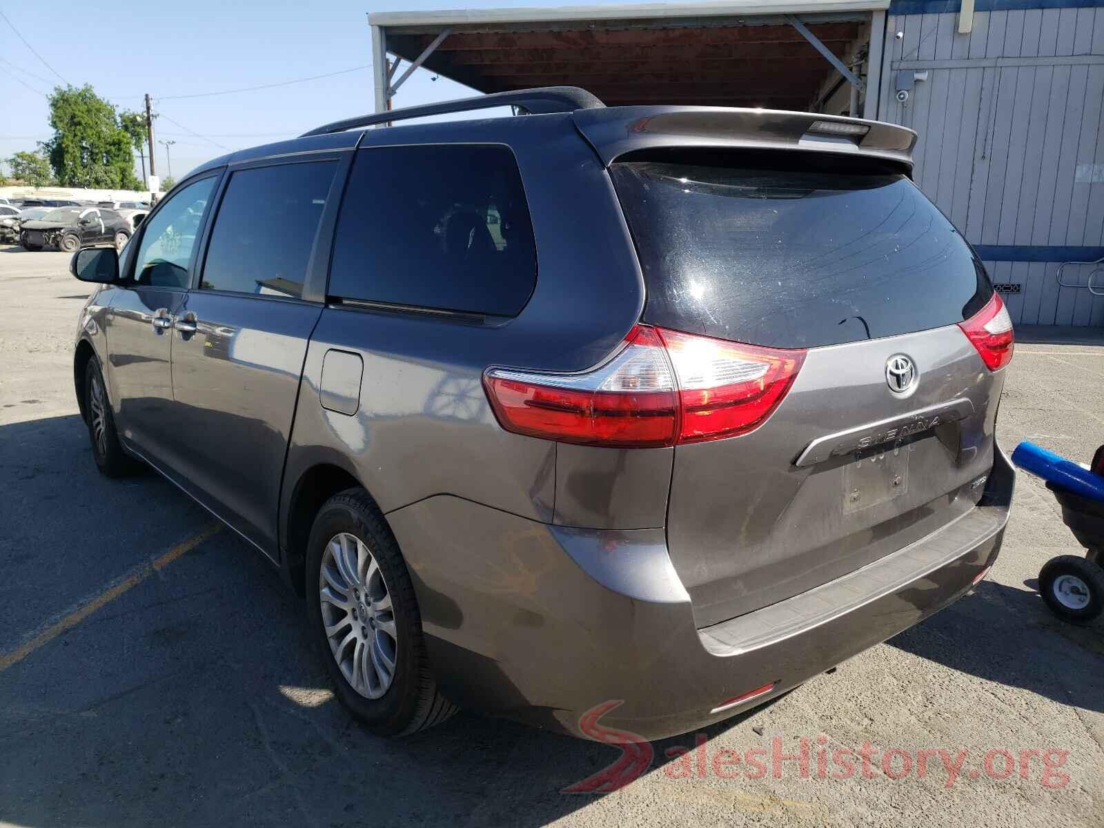 5TDYZ3DC3HS881137 2017 TOYOTA SIENNA