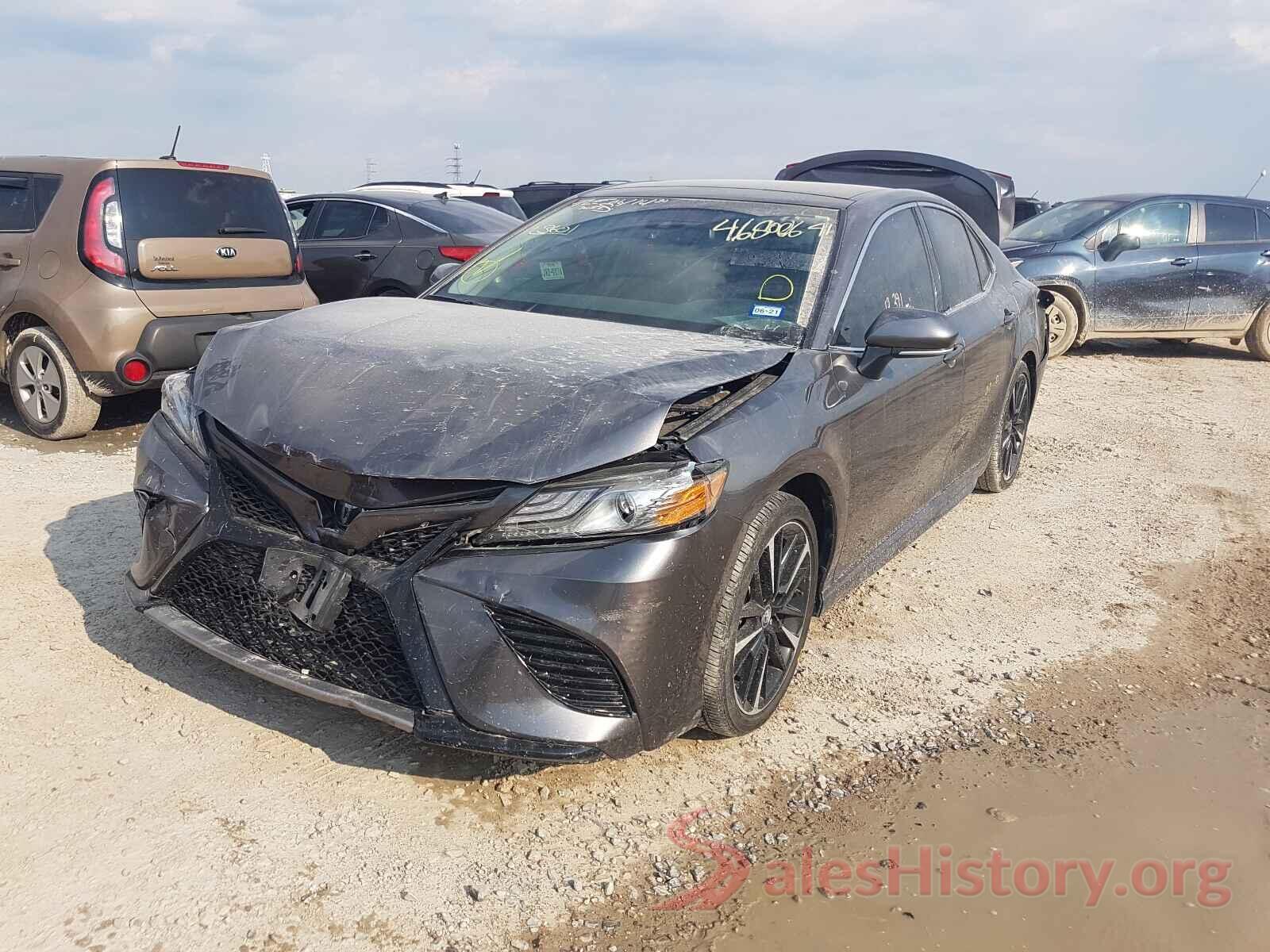 4T1B61HK0KU740626 2019 TOYOTA CAMRY