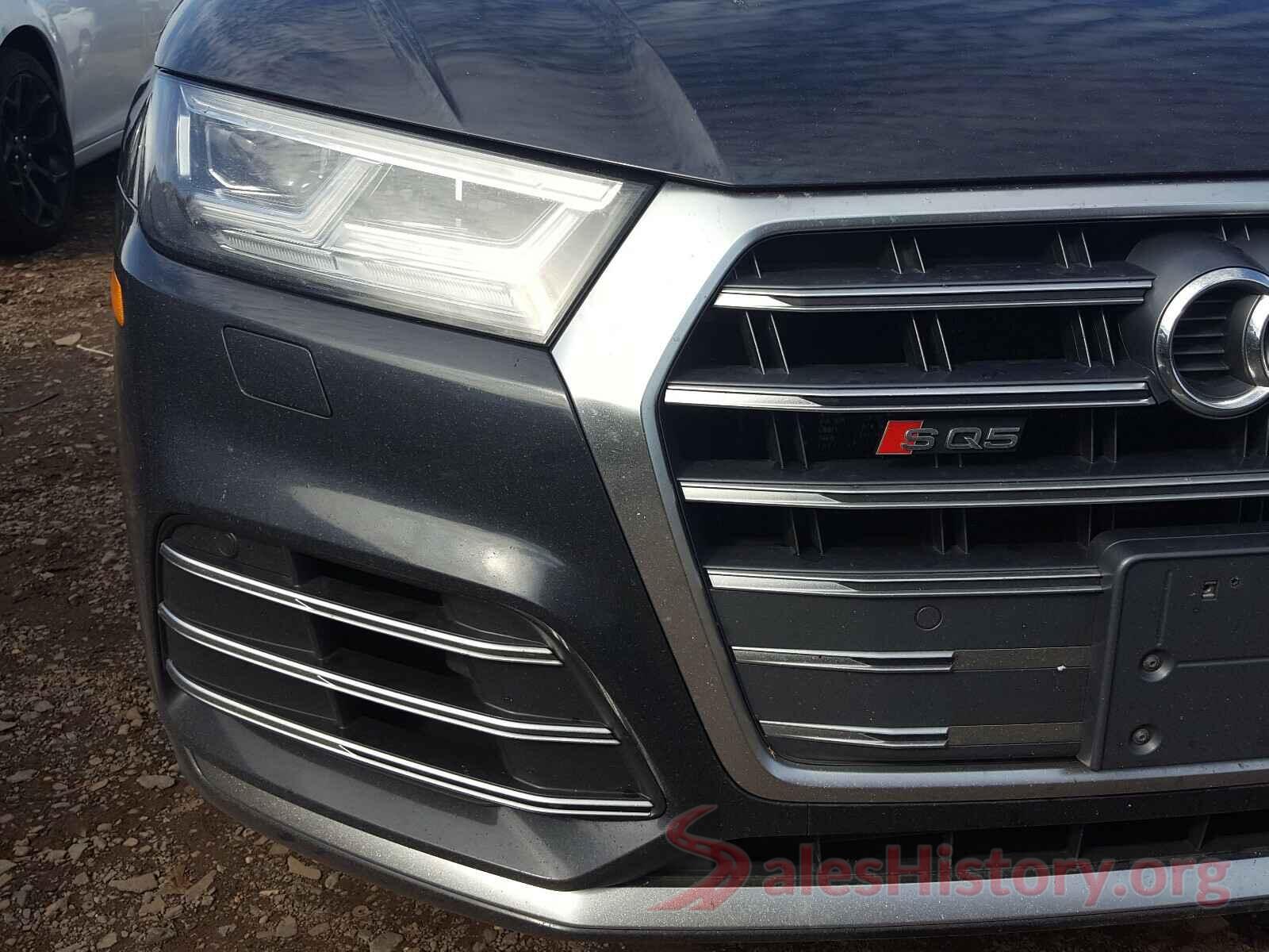 WA1A4AFY7J2206167 2018 AUDI SQ5