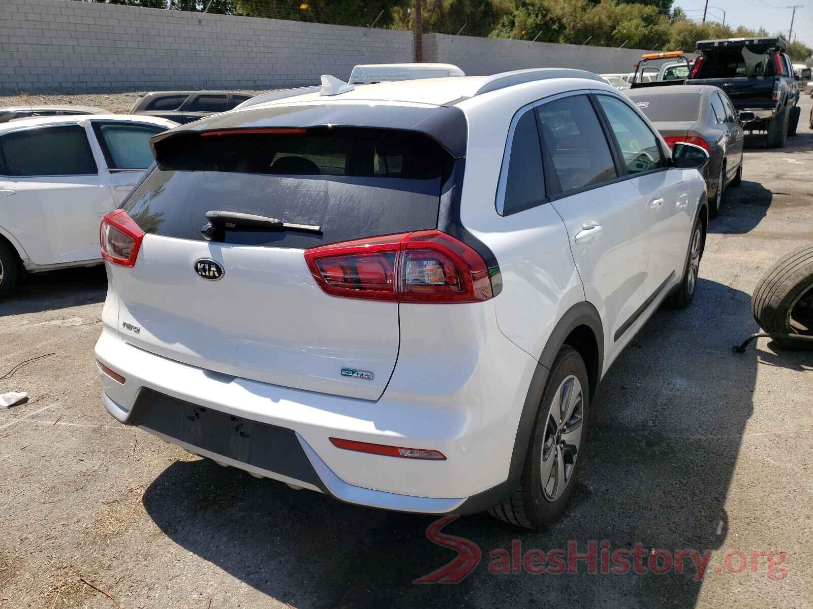 KNDCB3LC2H5103823 2017 KIA NIRO