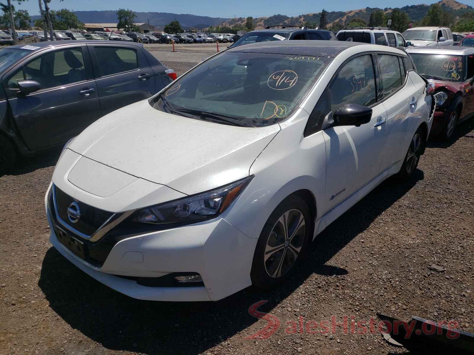 1N4AZ1CP0JC302483 2018 NISSAN LEAF