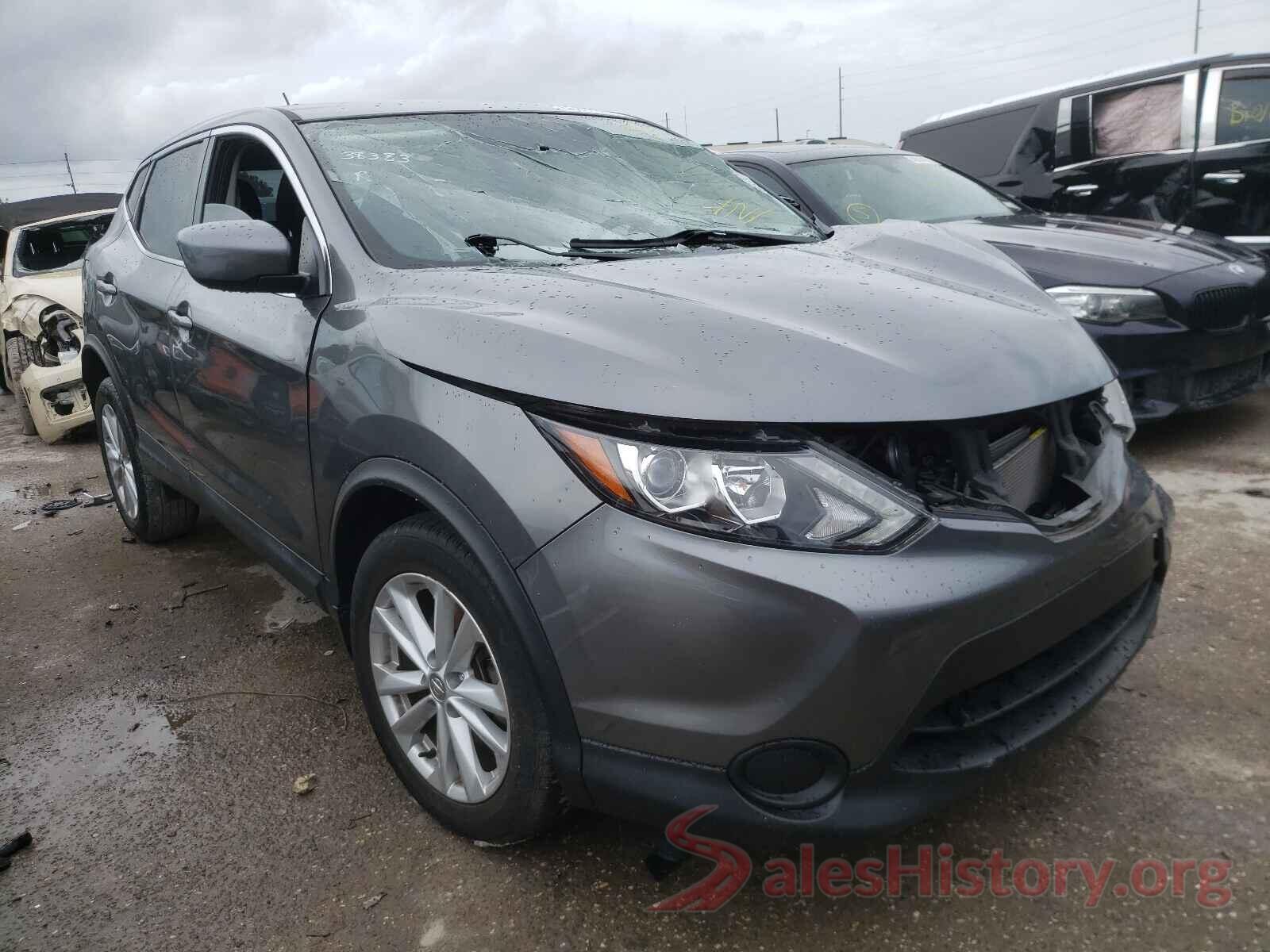 JN1BJ1CP7JW104619 2018 NISSAN ROGUE